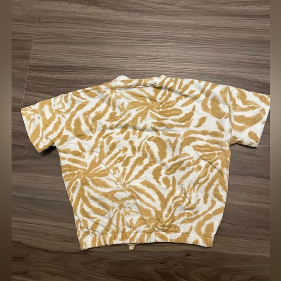 Jessica Simpson Kids Tan and White Shirt cropped size 4T - Picture 2 of 4